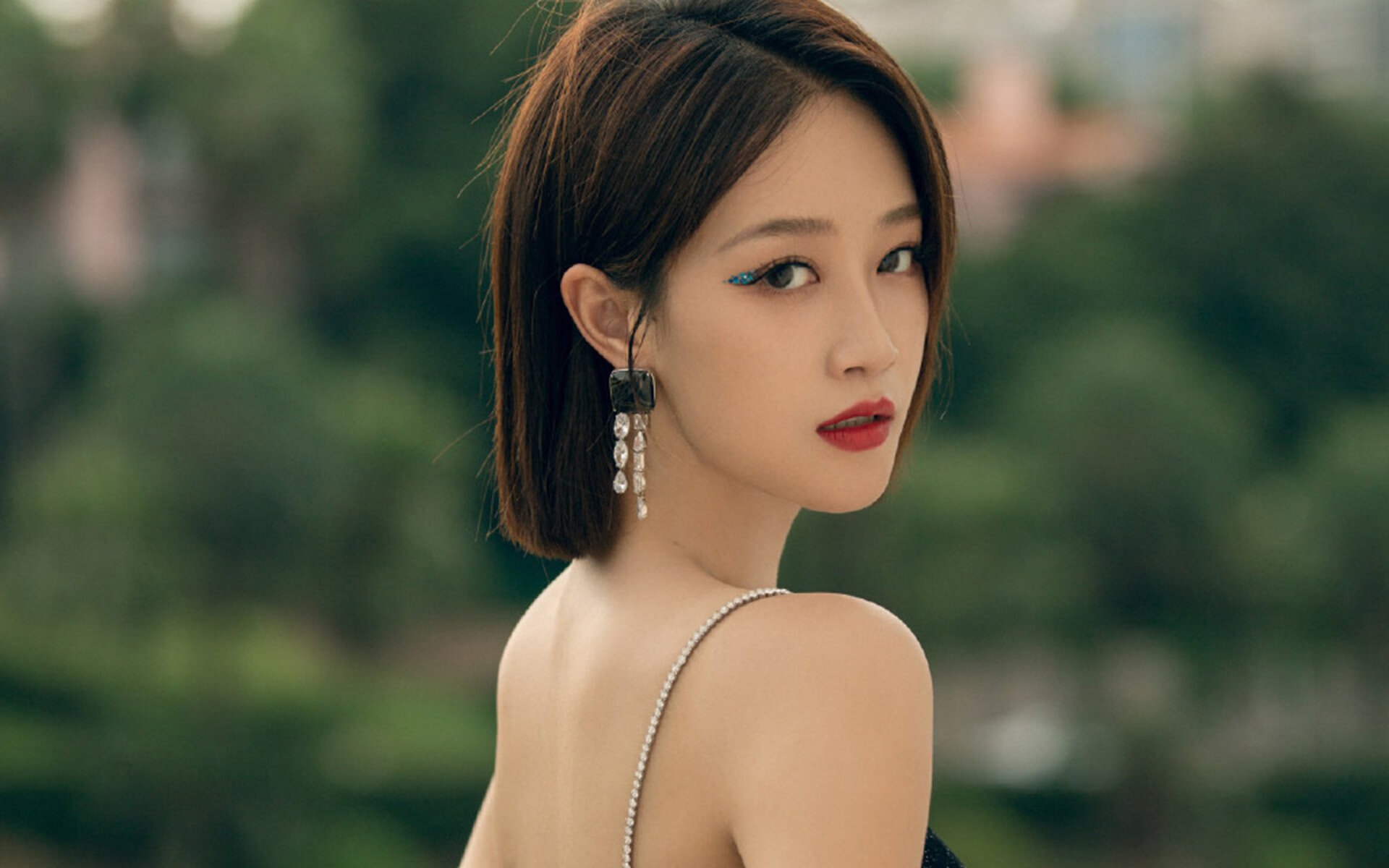 中甲联赛推动球员多领域发展计划支持退役转型，中甲联赛球员名单