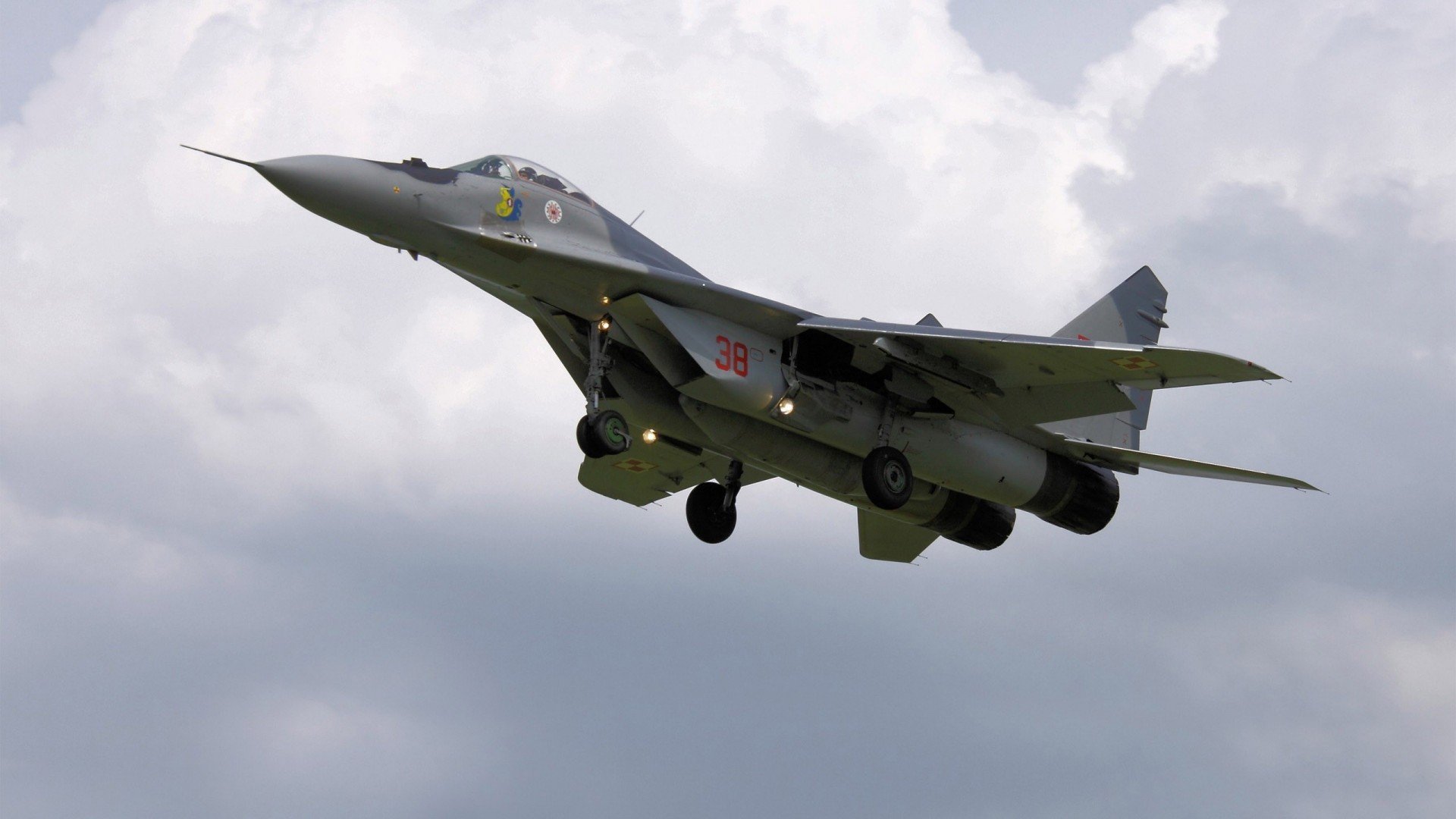 体育新闻中心裁判判罚争议,体育裁判规则