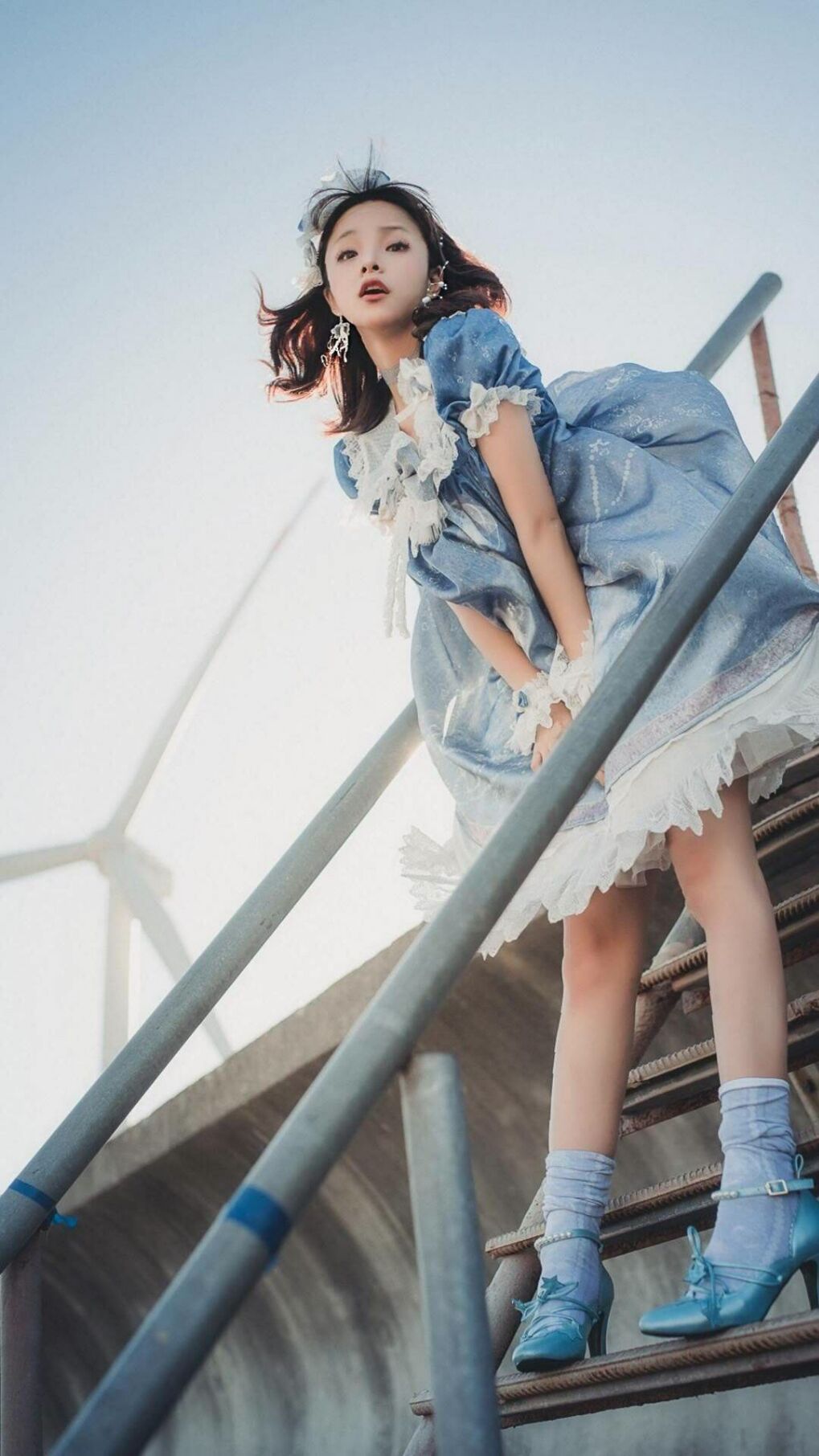 勇士前锋带伤坚持训练展现球队铁血精神，前勇士队球员名单