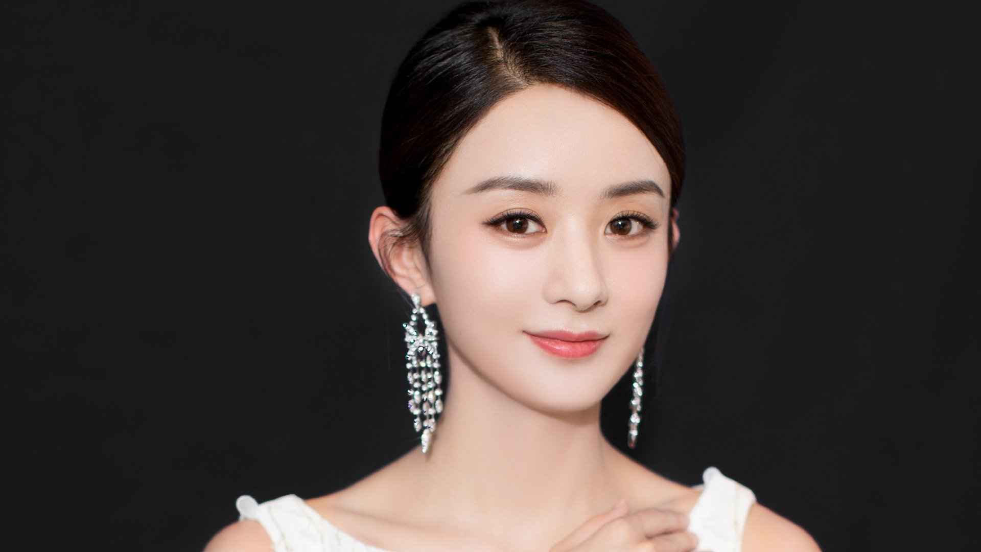 判罚压迫,但格里马尔多说内心更强大的力量让我们赢下比赛,亚历克斯·格里马尔多